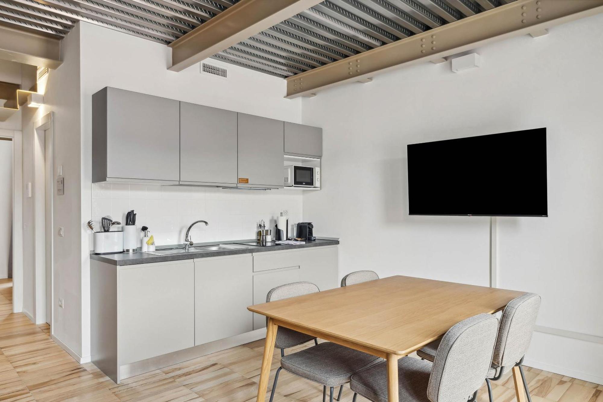 Limehome Rome Via Fortebraccio Room photo